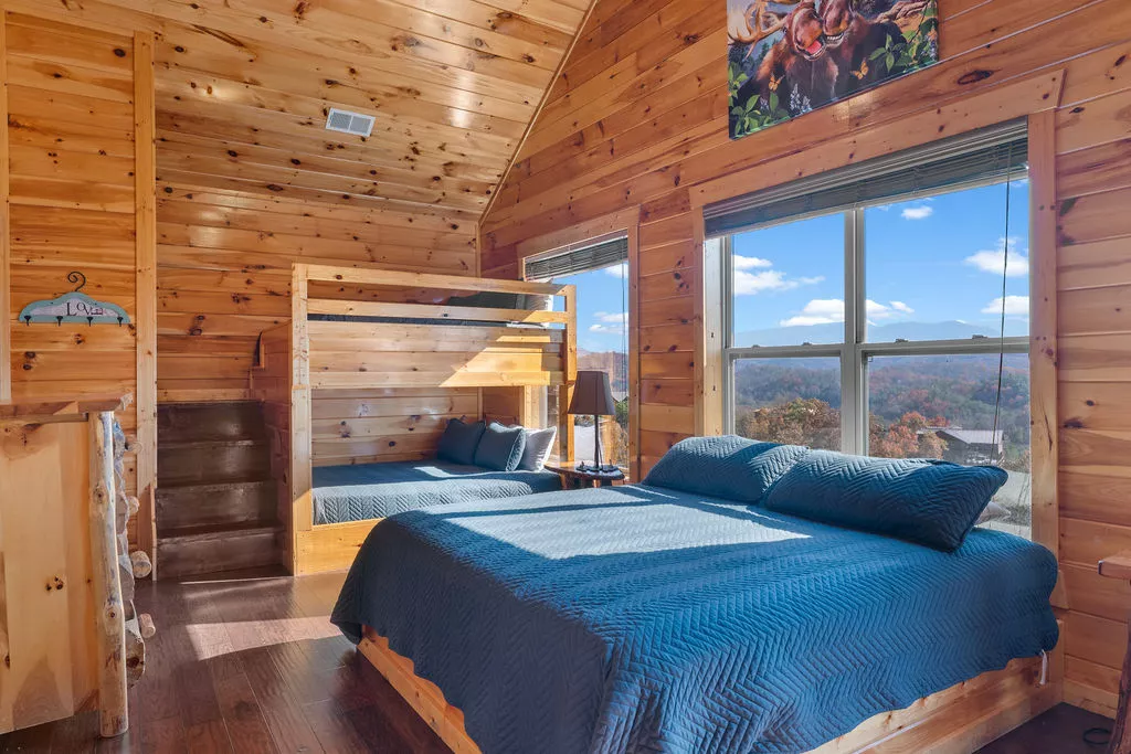 THE BIG MOOSE LODGE