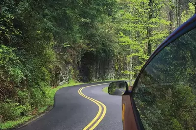 Exploring the Smoky Mountains on an auto tour