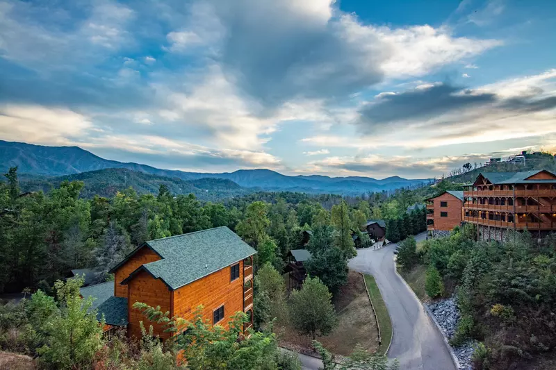 SMOKY MOUNTAIN RETREAT