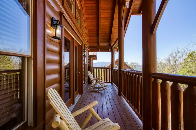 MOUNT LECONTE VIEW LODGE